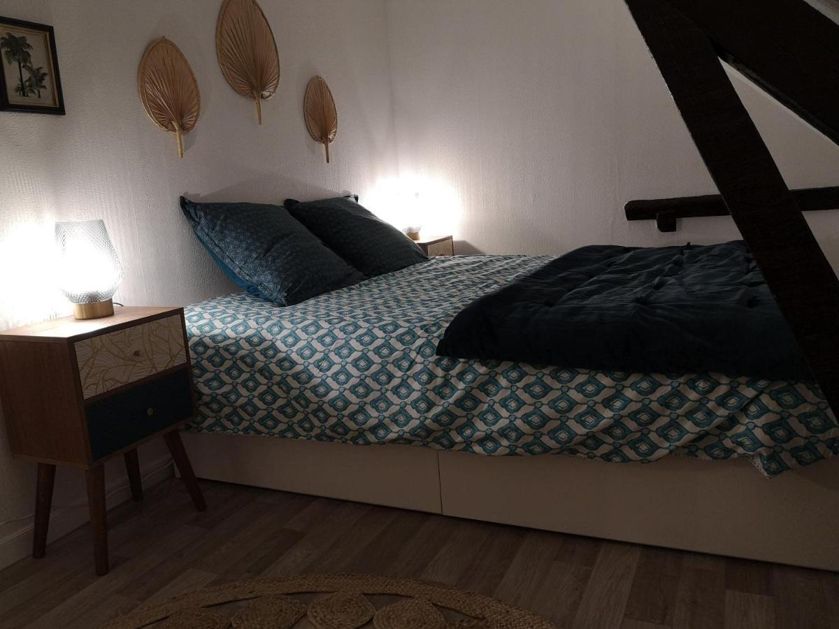 Logement Cosy Renove Au Pied De La Cathedrale Avec Climatisation 兰斯 外观 照片